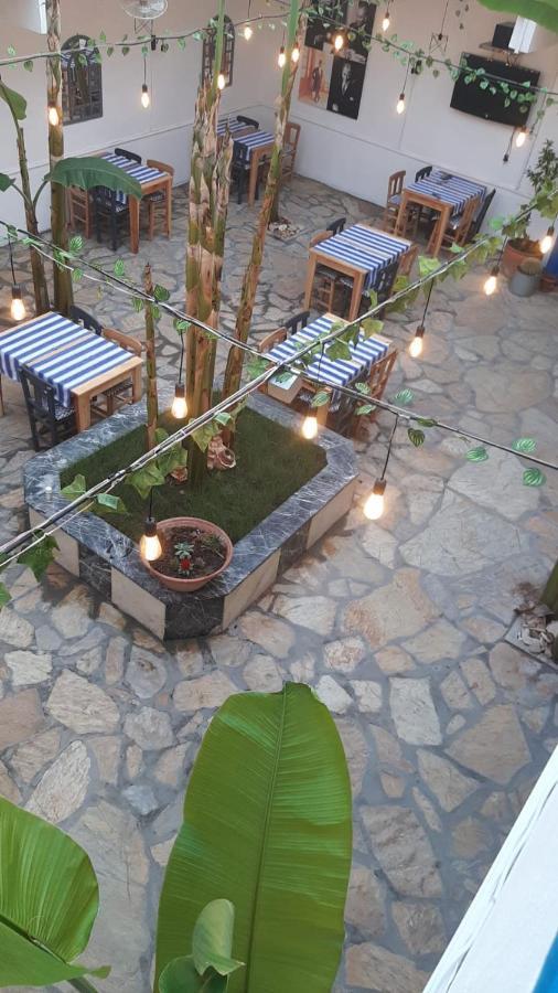 1989 Hotel Sebat Çeşme Buitenkant foto